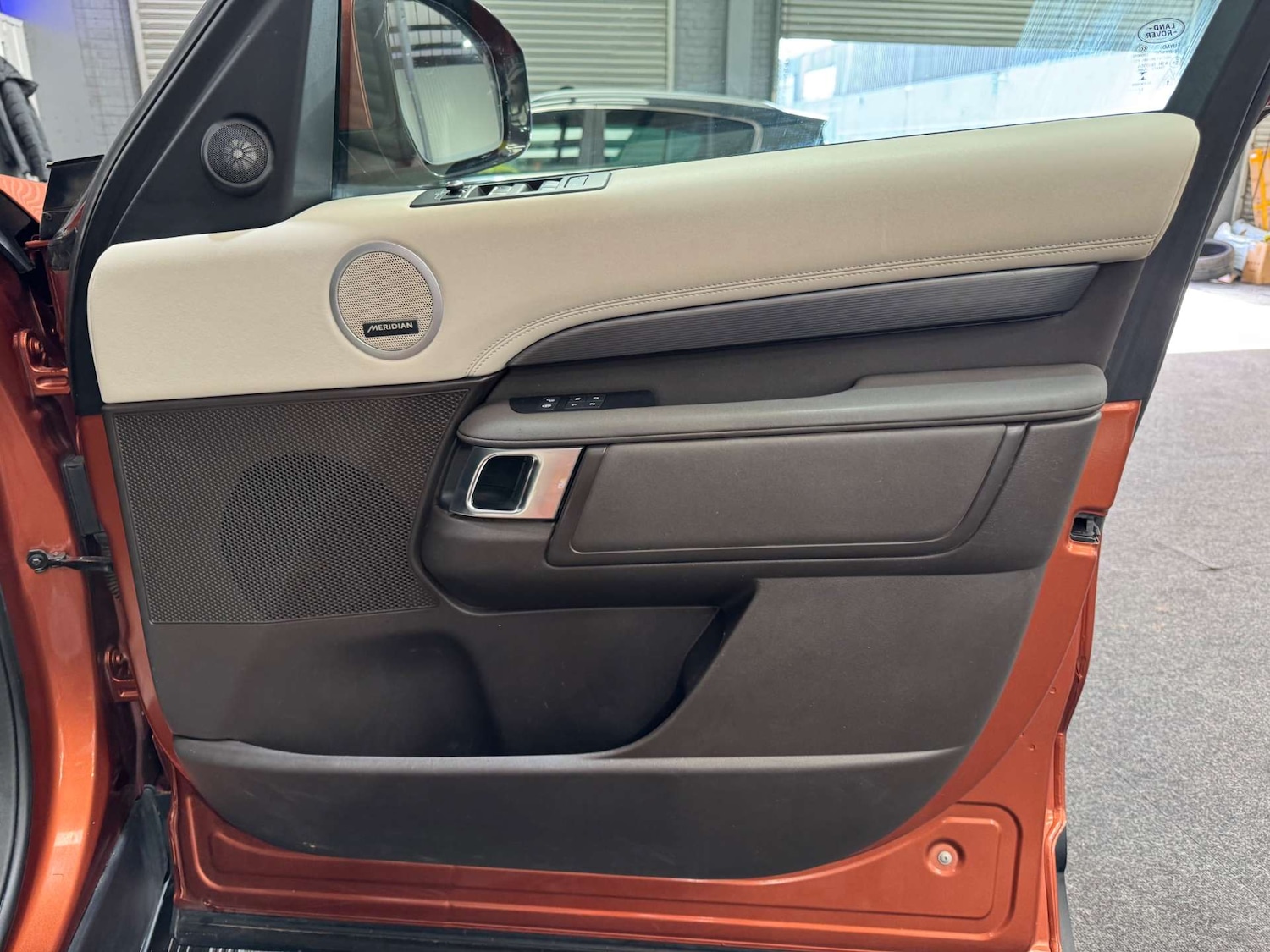 Used Land Rover Discovery 2019 for sale - 77990054: Photo 60