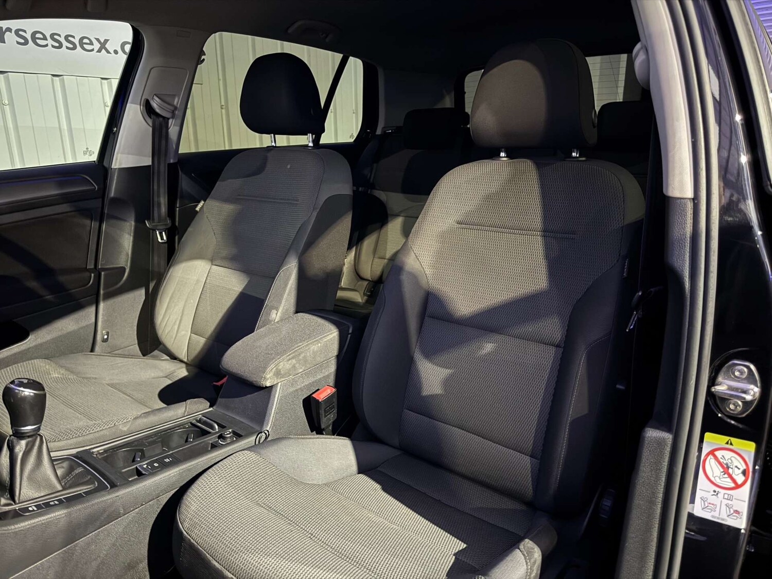 Used Volkswagen Golf 2017 for sale - 77193217: Photo 32