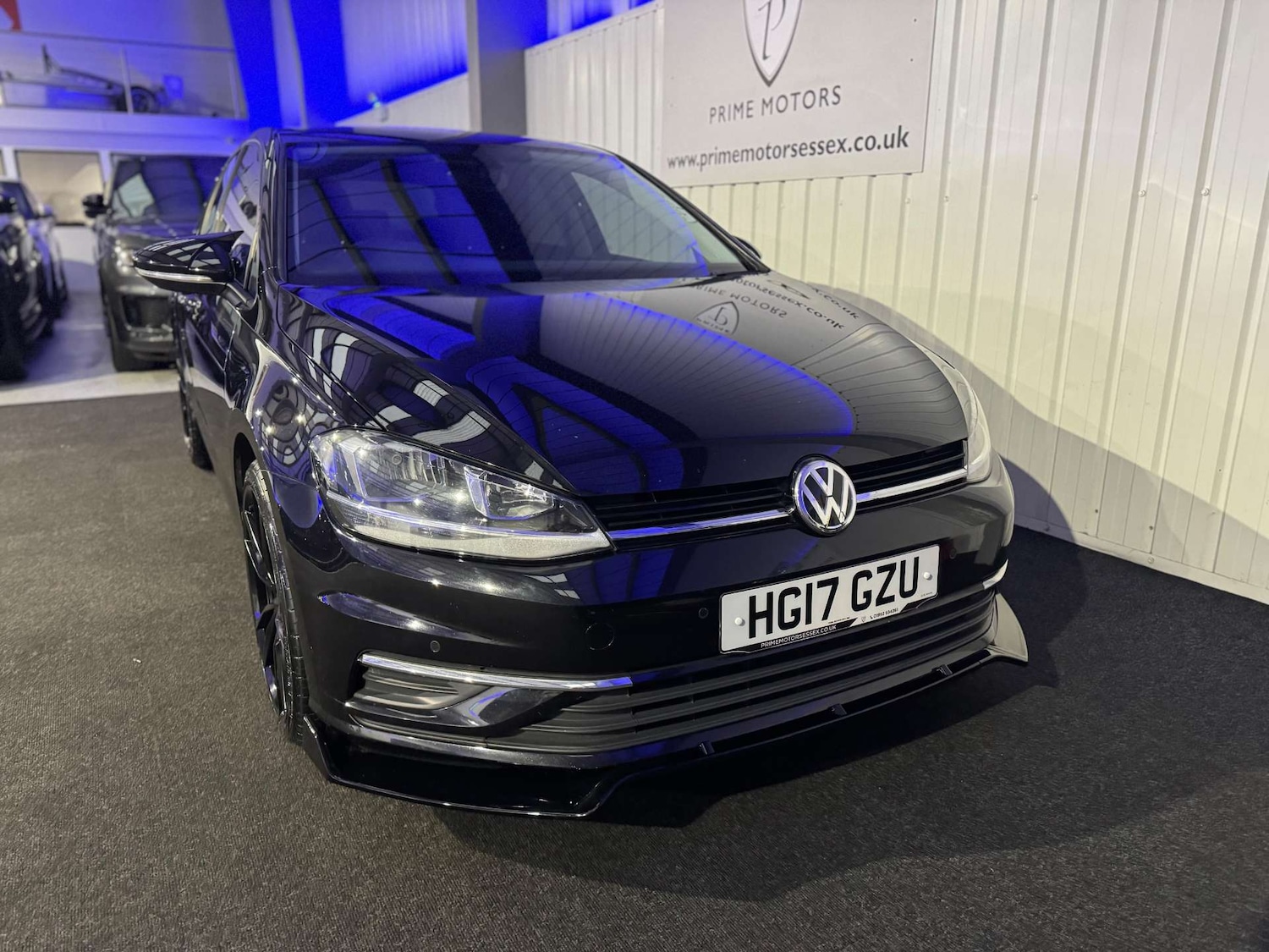 Used Volkswagen Golf 2017 for sale - 77193217: Photo 4