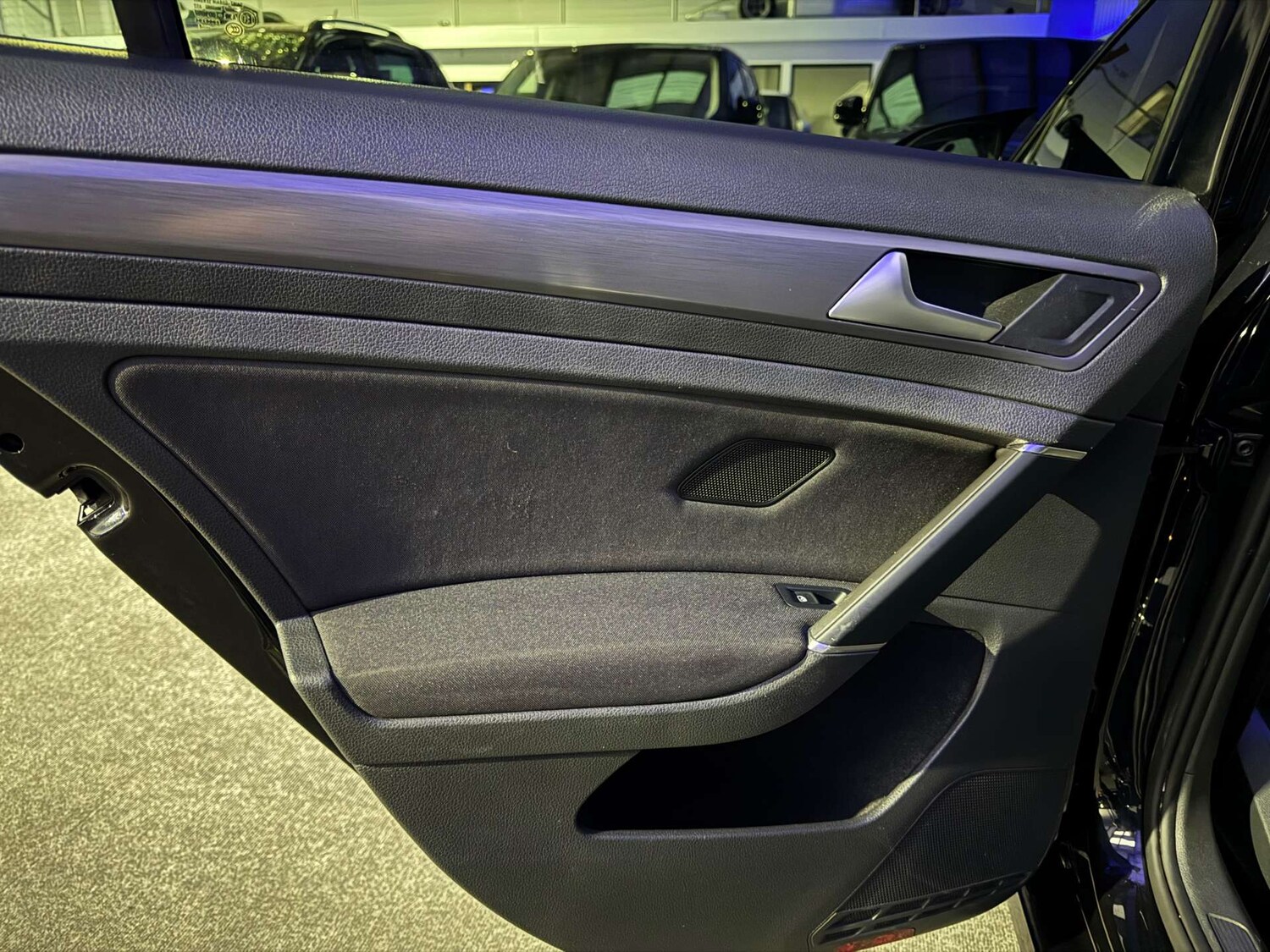 Used Volkswagen Golf 2017 for sale - 77193217: Photo 40