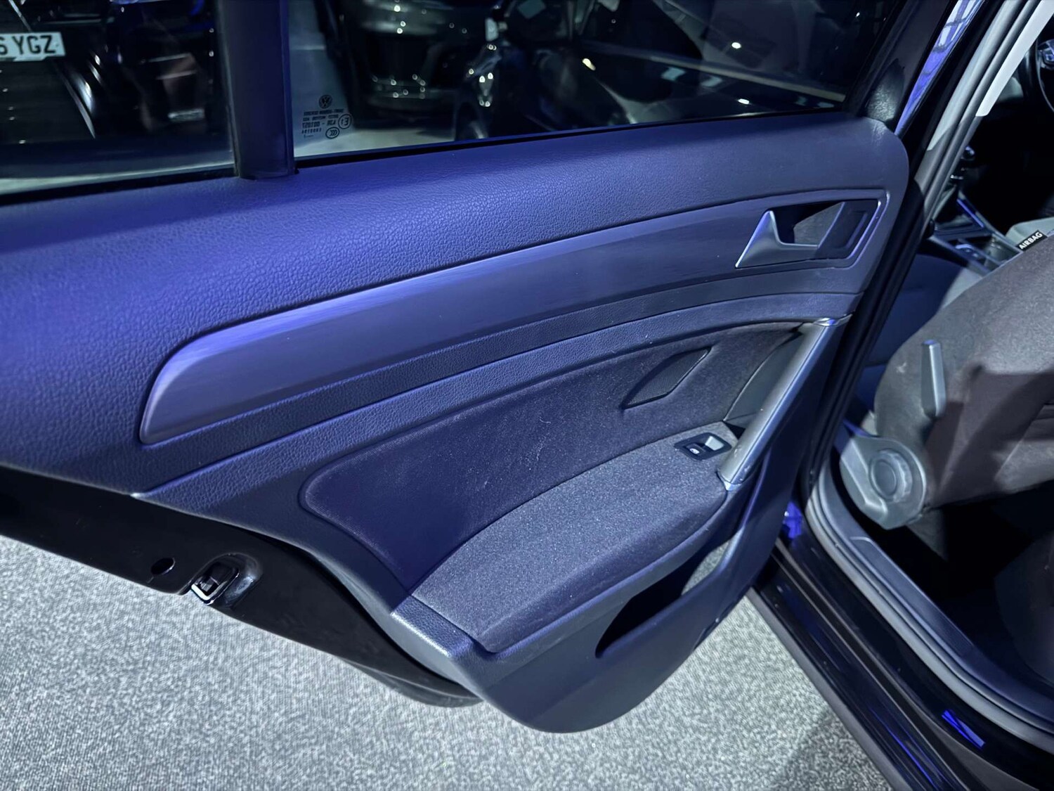 Used Volkswagen Golf 2017 for sale - 77193217: Photo 41