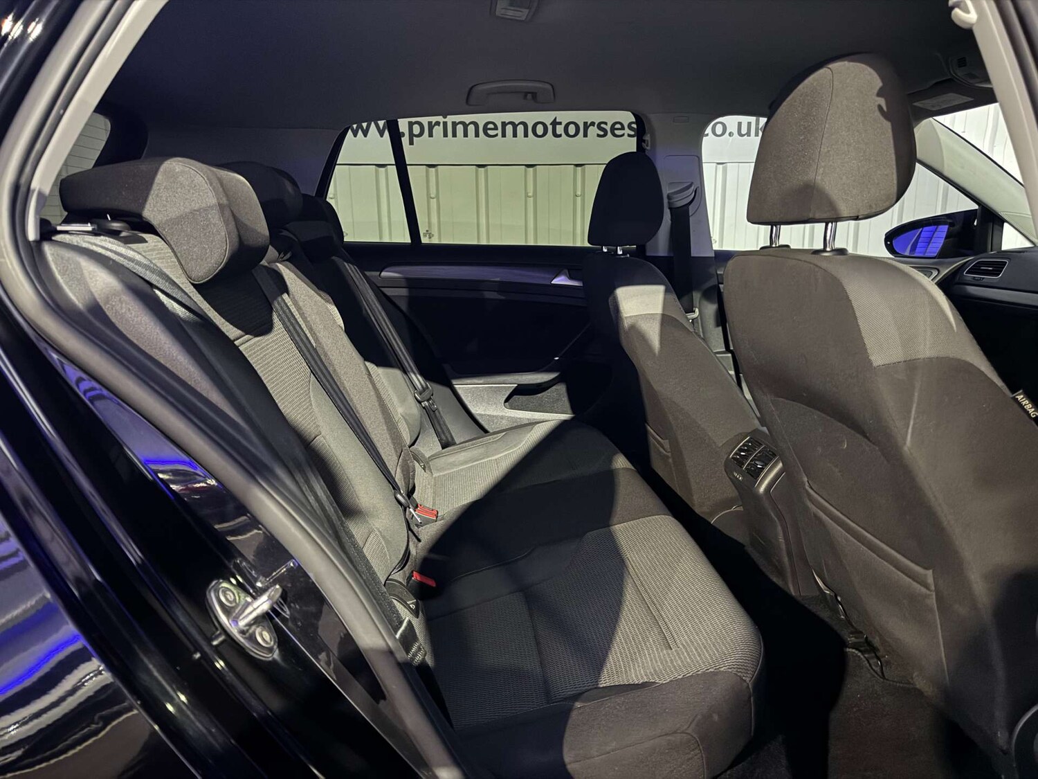 Used Volkswagen Golf 2017 for sale - 77193217: Photo 44