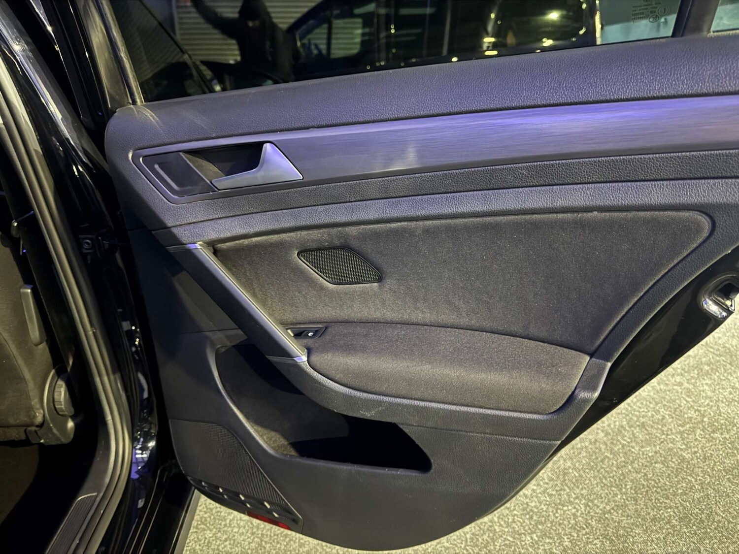 Used Volkswagen Golf 2017 for sale - 77193217: Photo 45