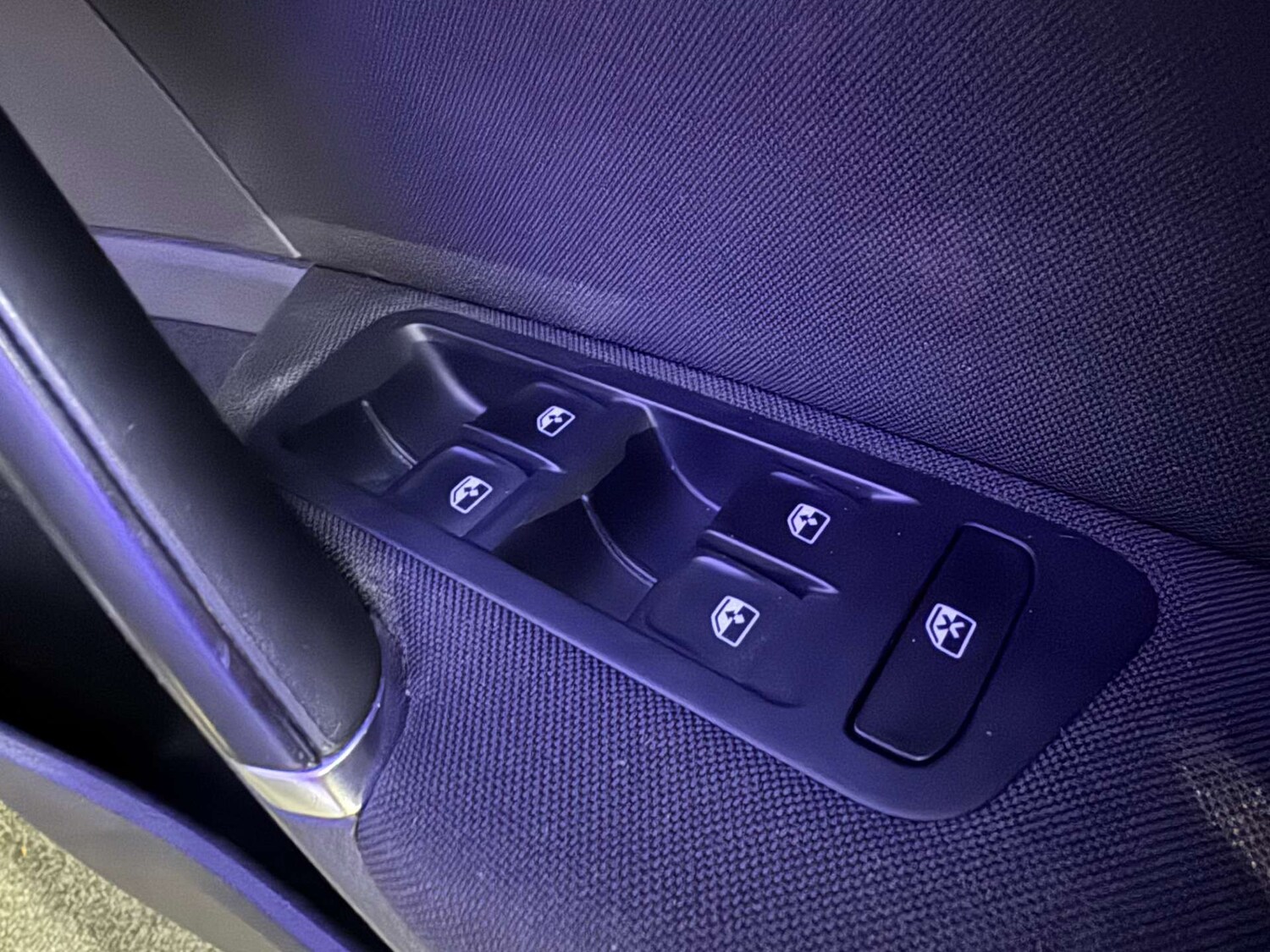 Used Volkswagen Golf 2017 for sale - 77193217: Photo 51