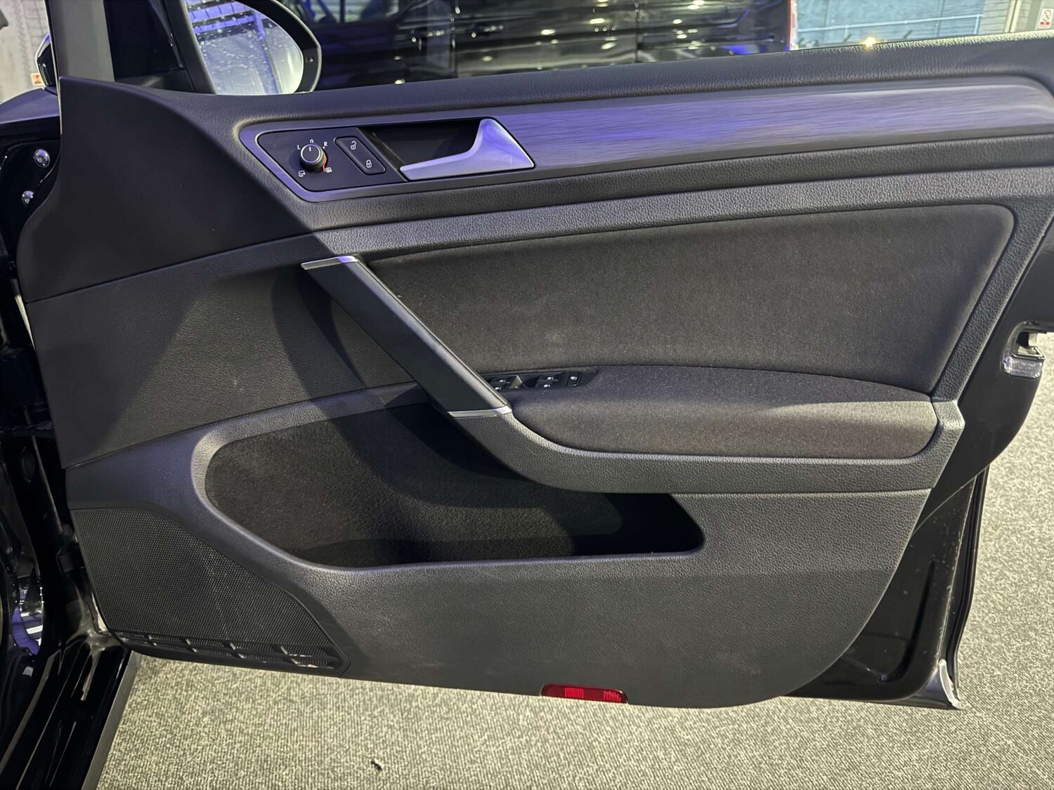 Used Volkswagen Golf 2017 for sale - 77193217: Photo 52