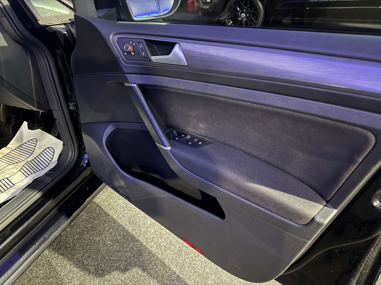 Used Volkswagen Golf 2017 for sale - 77193217: Photo 53