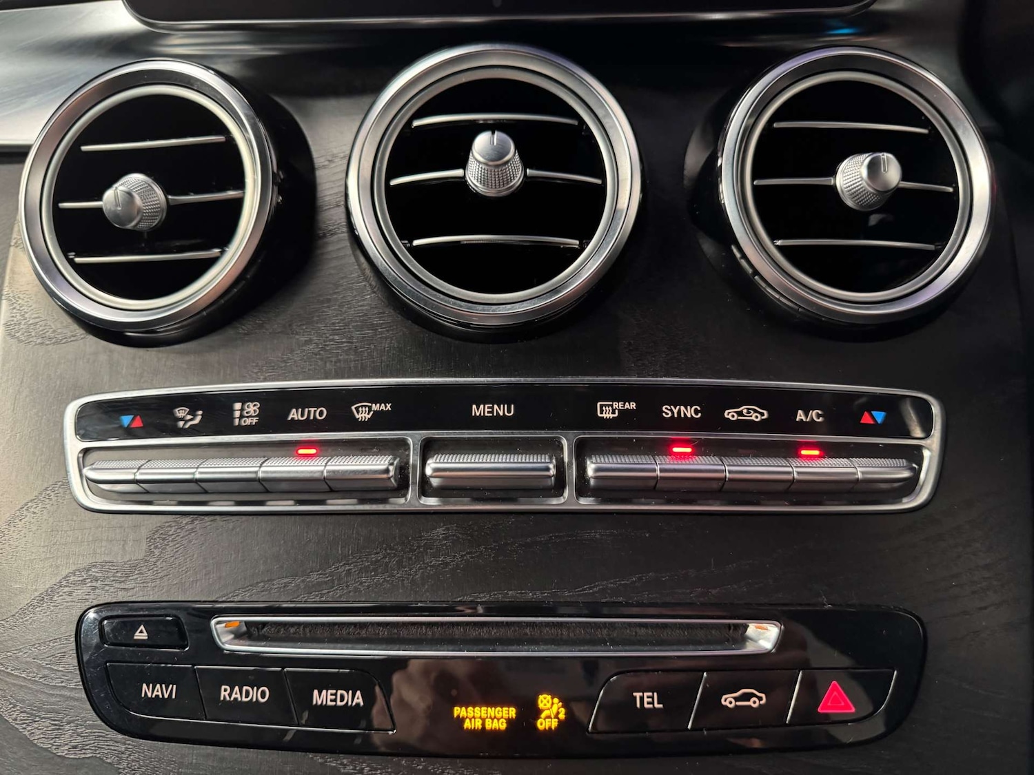 Used Mercedes-Benz GLC 2018 for sale - 77734991: Photo 65