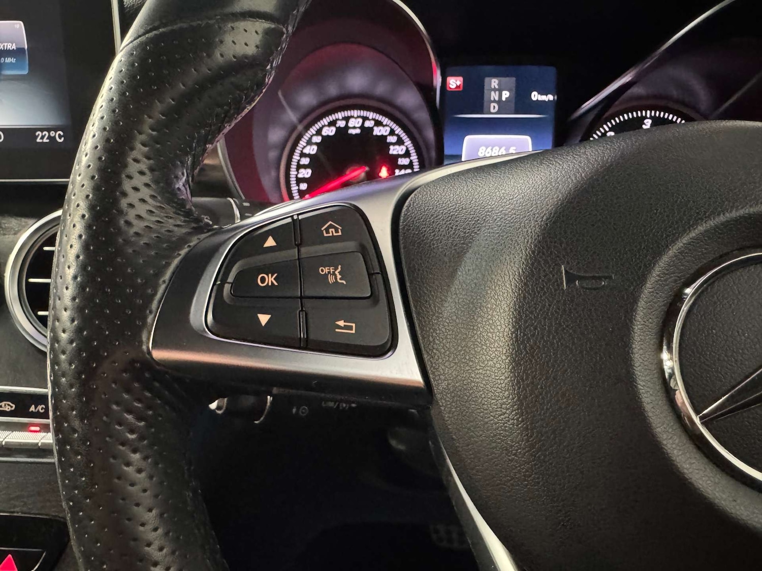 Used Mercedes-Benz GLC 2018 for sale - 77734991: Photo 69