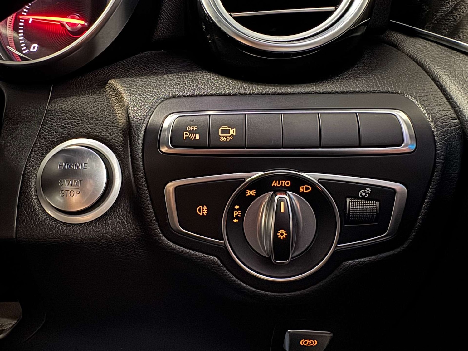 Used Mercedes-Benz GLC 2018 for sale - 77734991: Photo 75