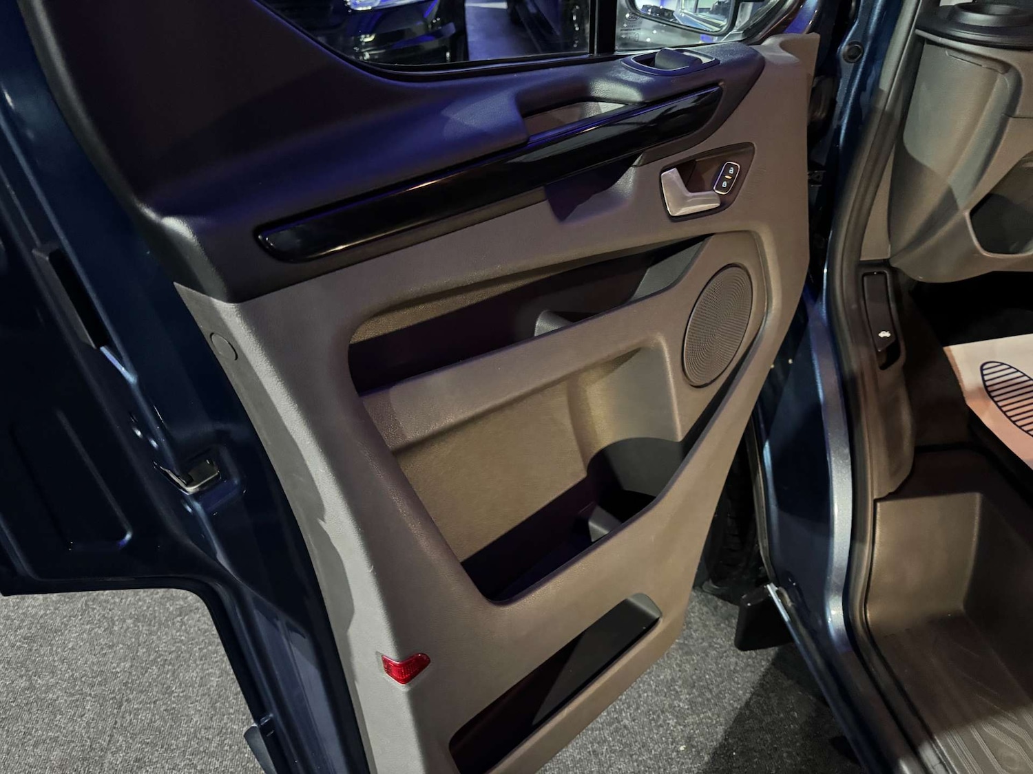 Used Ford Transit Custom 2021 for sale - 77168093: Photo 34