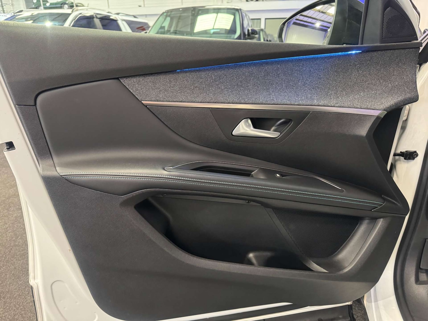 Used Peugeot 5008 2022 for sale - 77897115: Photo 34