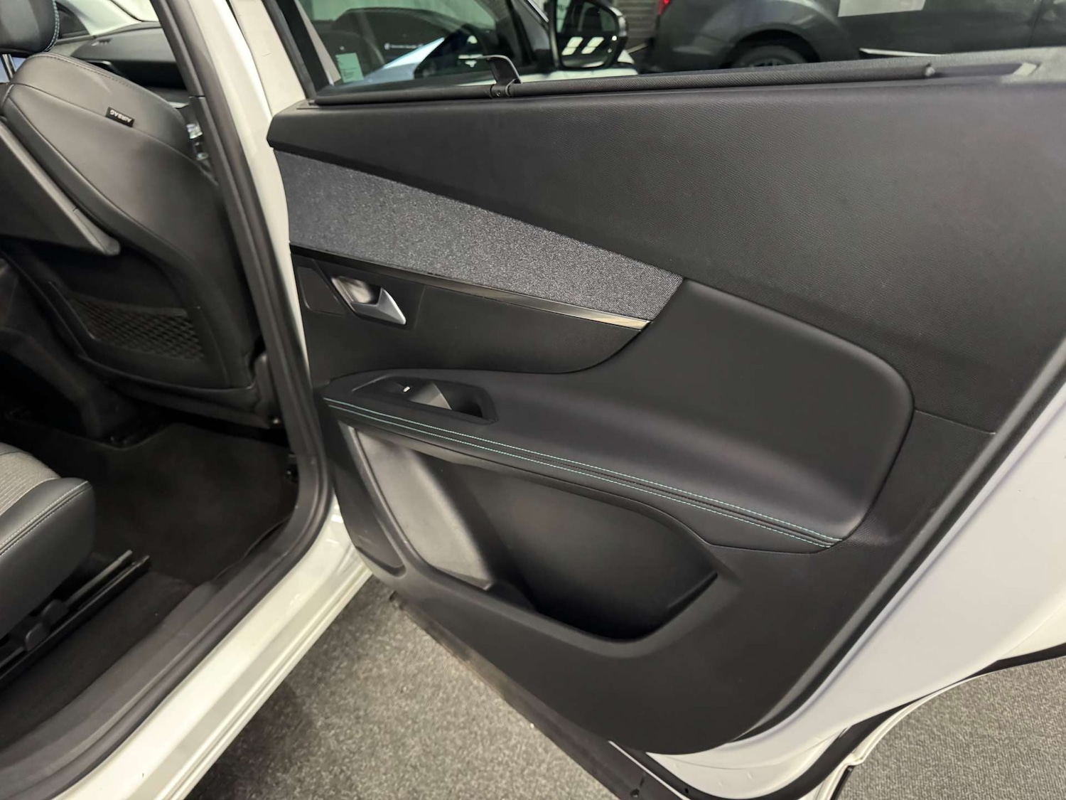 Used Peugeot 5008 2022 for sale - 77897115: Photo 47