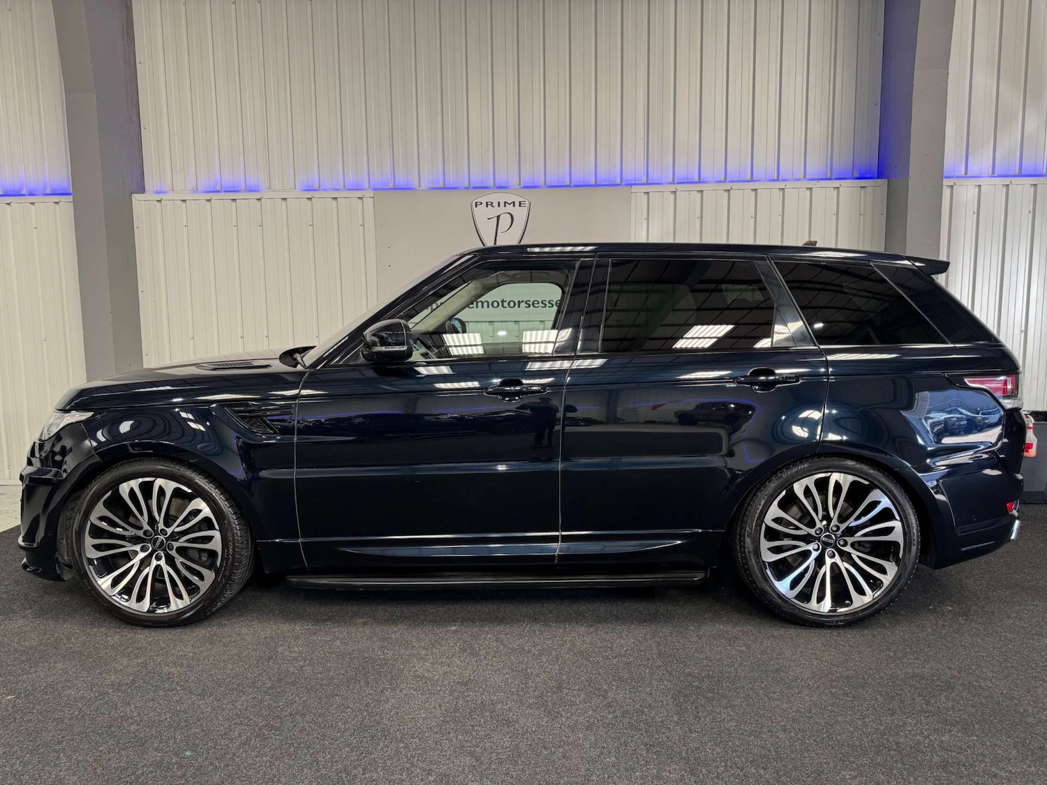 Used Land Rover Range Rover Sport 2015 for sale - 77735004: Photo 10