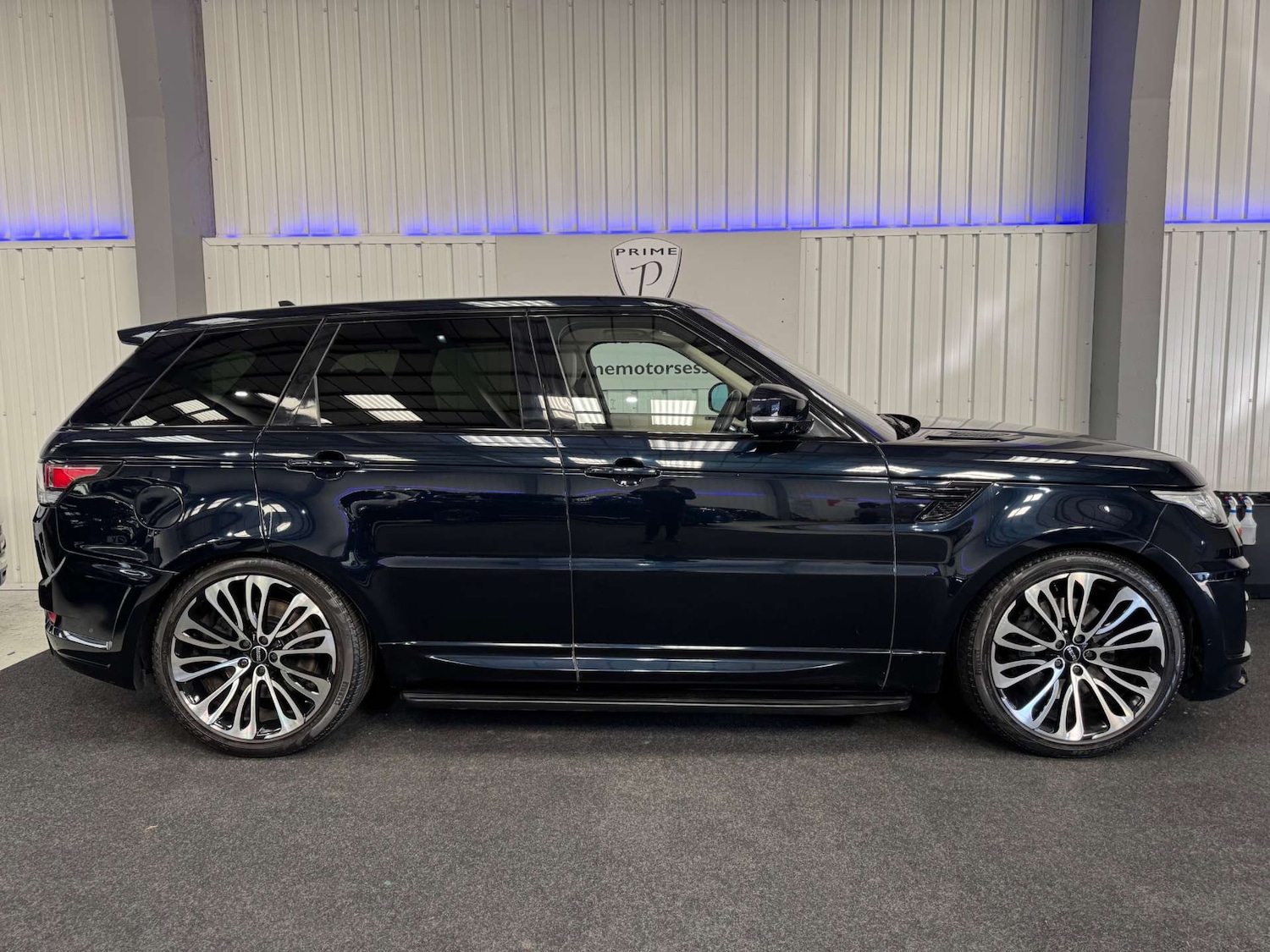 Used Land Rover Range Rover Sport 2015 for sale - 77735004: Photo 23