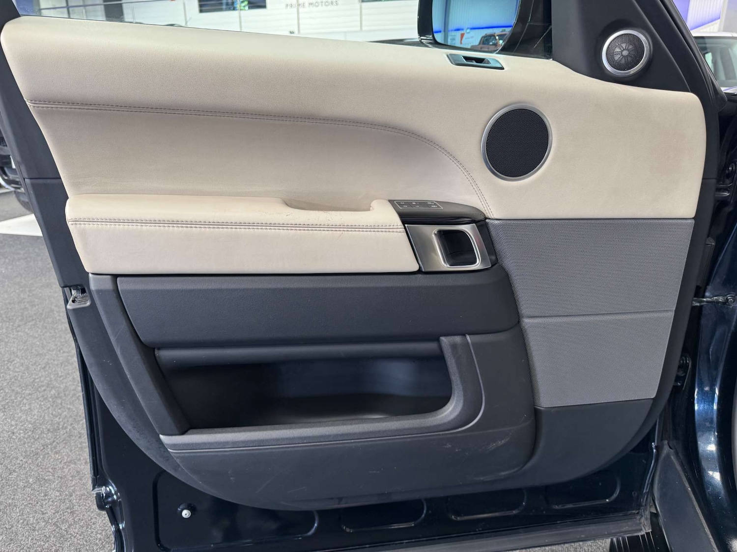 Used Land Rover Range Rover Sport 2015 for sale - 77735004: Photo 36