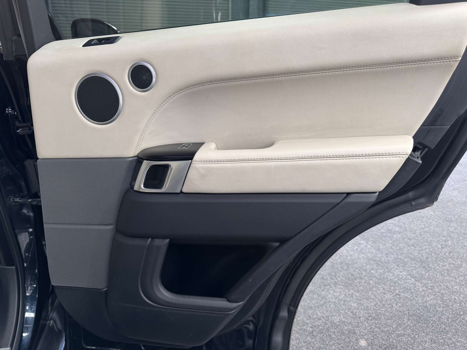 Used Land Rover Range Rover Sport 2015 for sale - 77735004: Photo 48