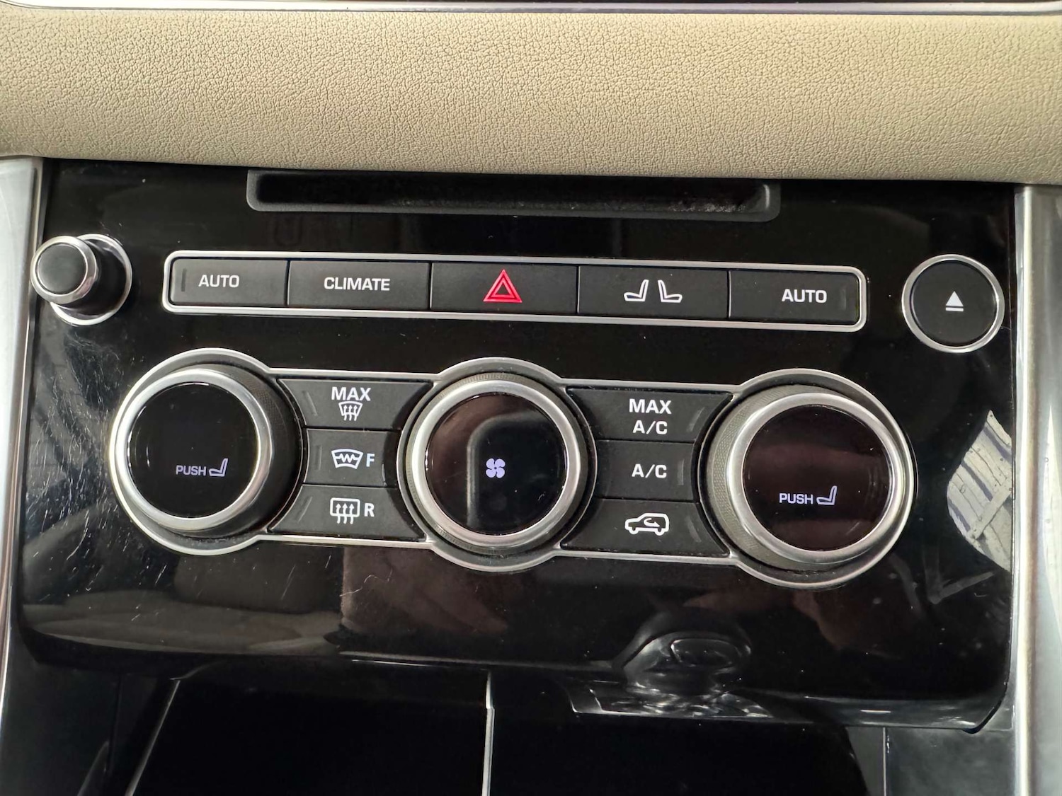 Used Land Rover Range Rover Sport 2015 for sale - 77735004: Photo 68