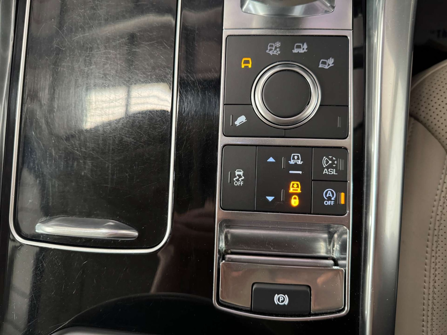 Used Land Rover Range Rover Sport 2015 for sale - 77735004: Photo 70