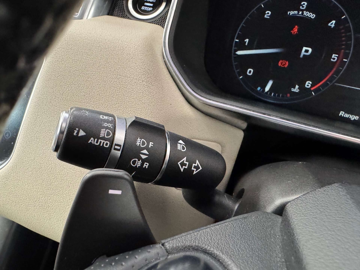 Used Land Rover Range Rover Sport 2015 for sale - 77735004: Photo 76