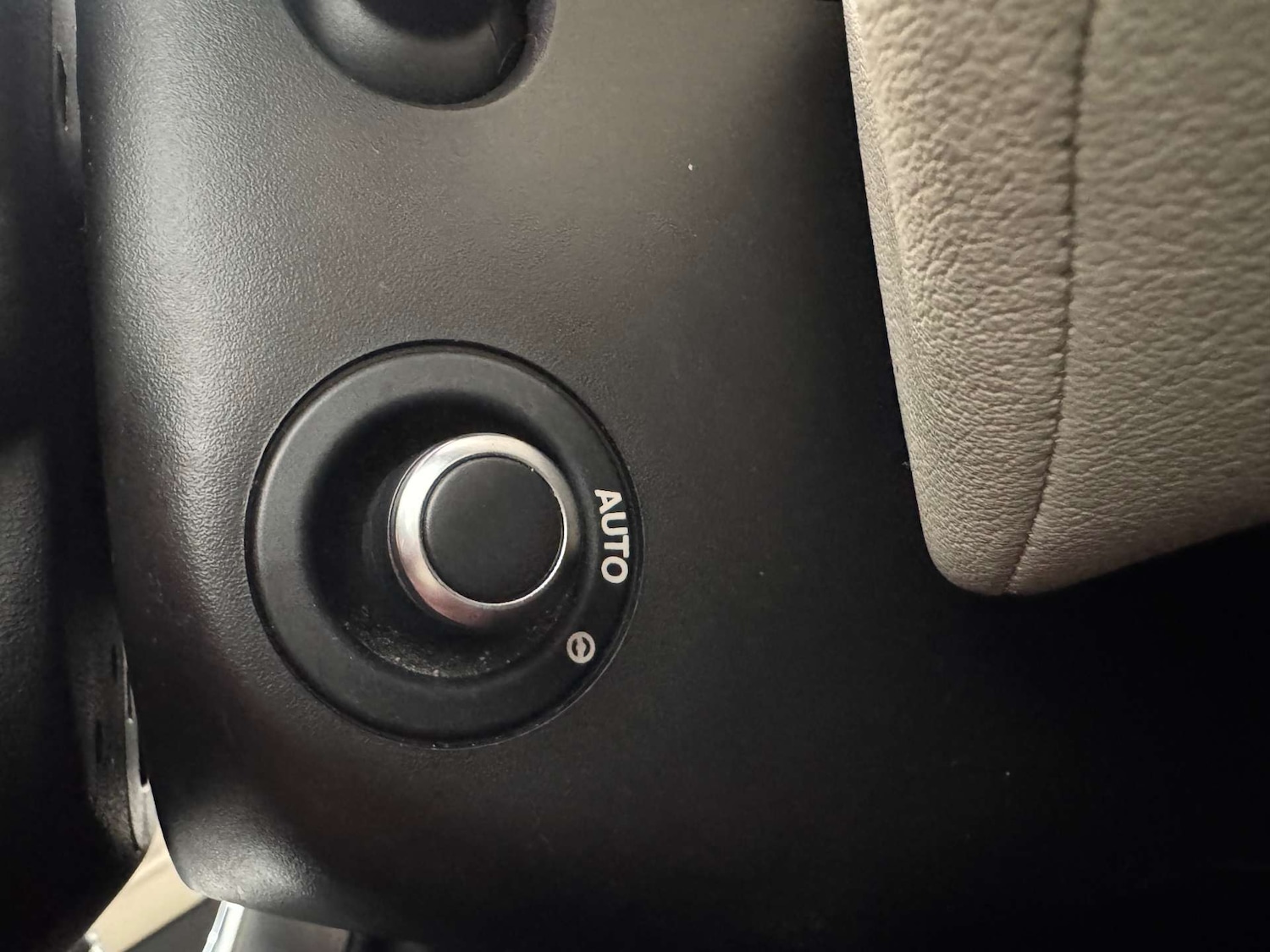 Used Land Rover Range Rover Sport 2015 for sale - 77735004: Photo 78