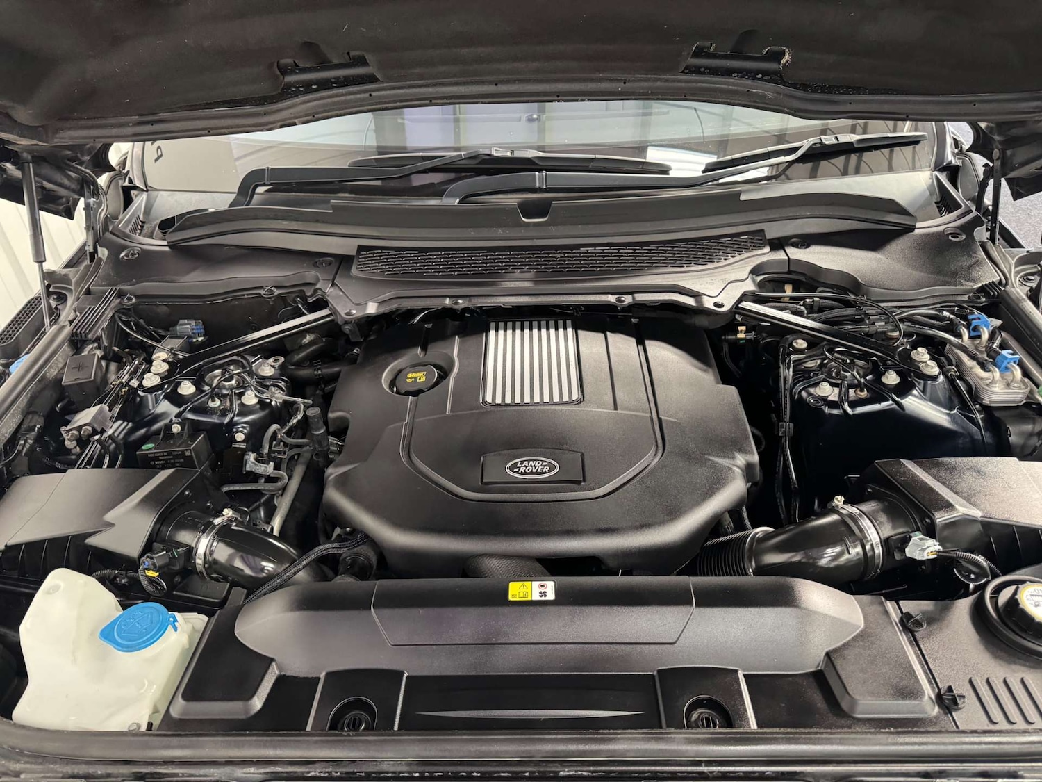 Used Land Rover Range Rover Sport 2015 for sale - 77735004: Photo 81