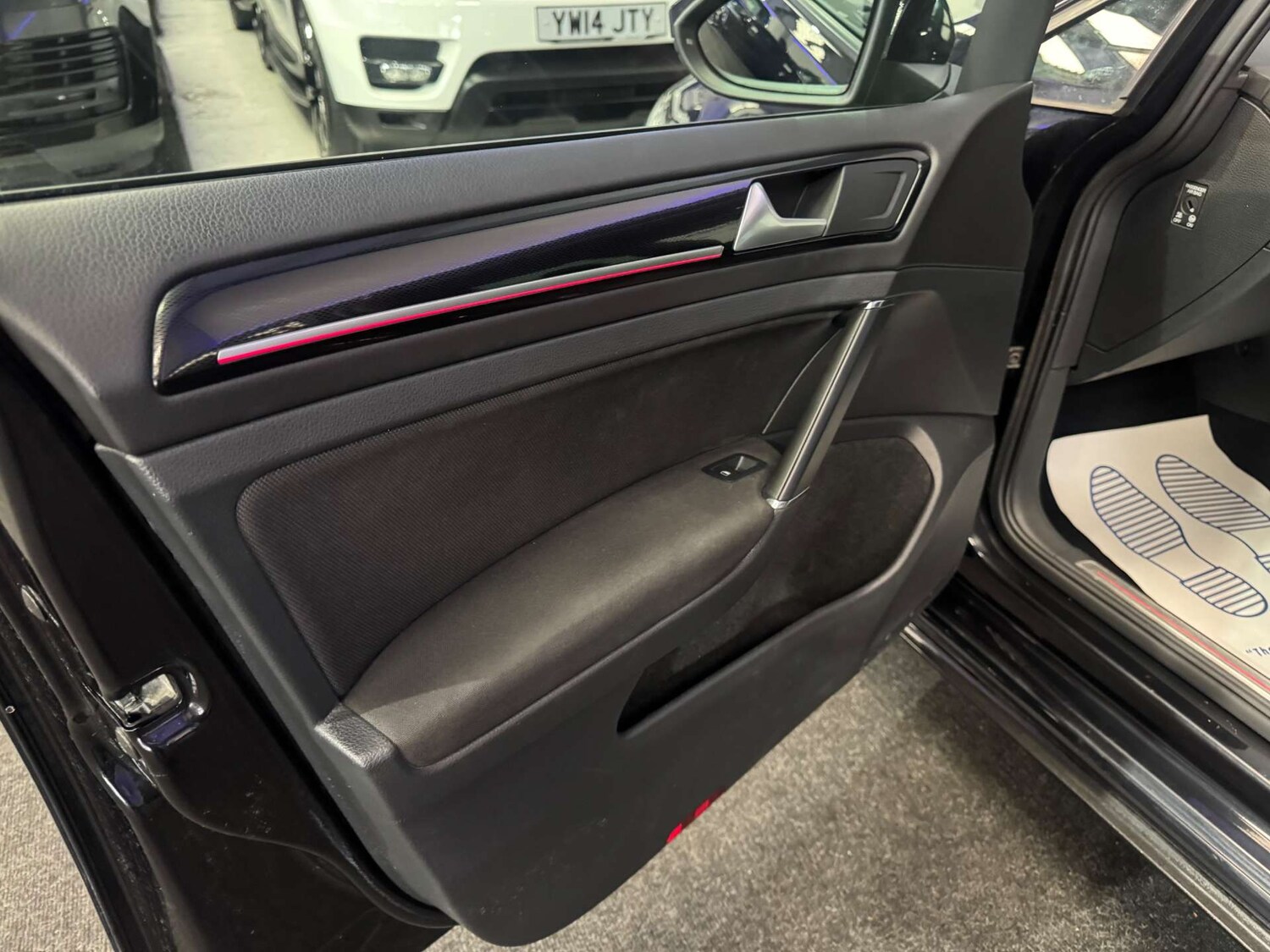 Used Volkswagen Golf 2015 for sale - 77888860: Photo 35