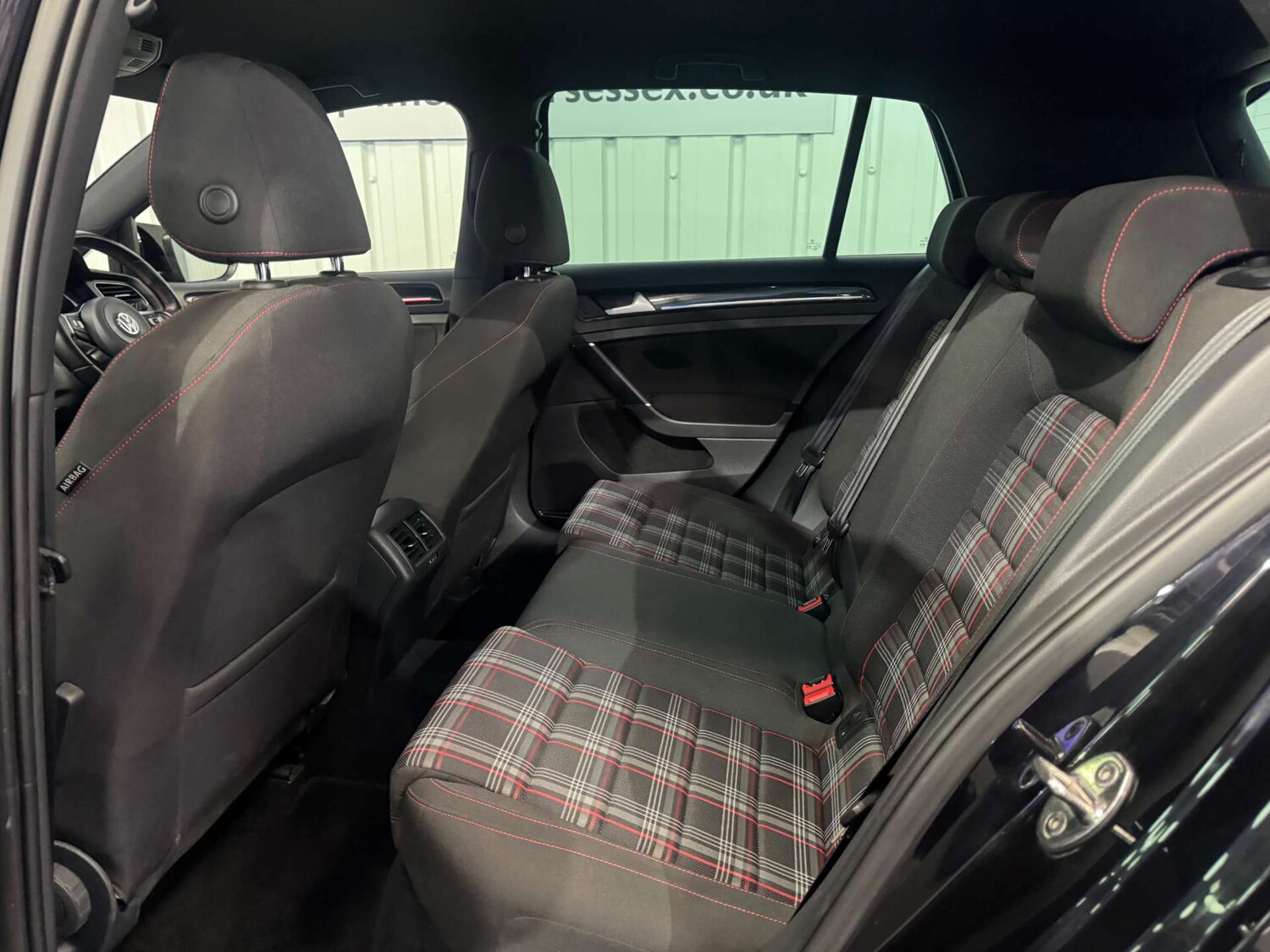 Used Volkswagen Golf 2015 for sale - 77888860: Photo 39