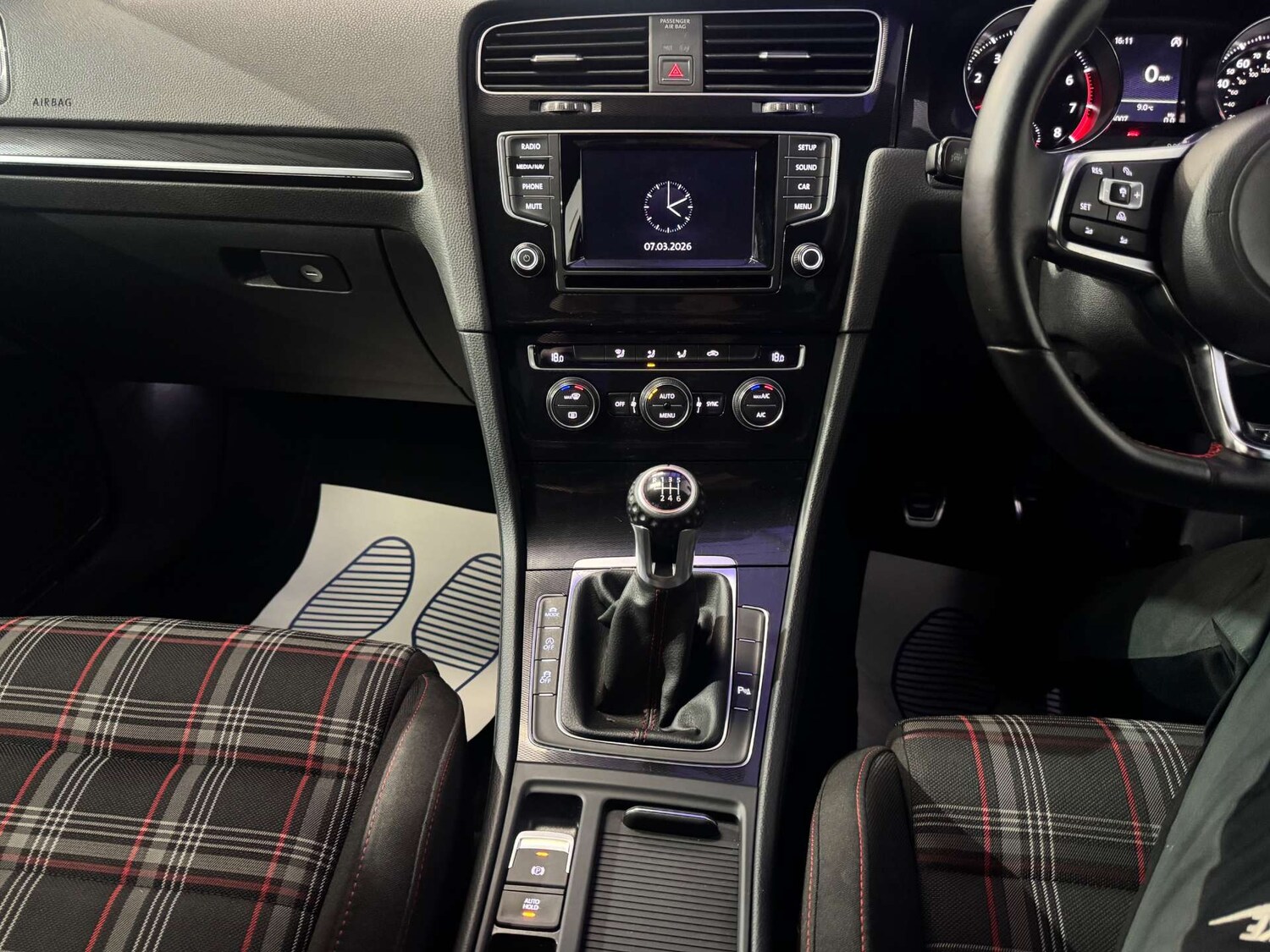 Used Volkswagen Golf 2015 for sale - 77888860: Photo 66