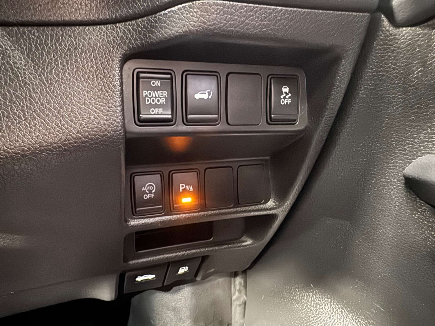 Used Nissan X-Trail 2016 for sale - 77720568: Photo 74