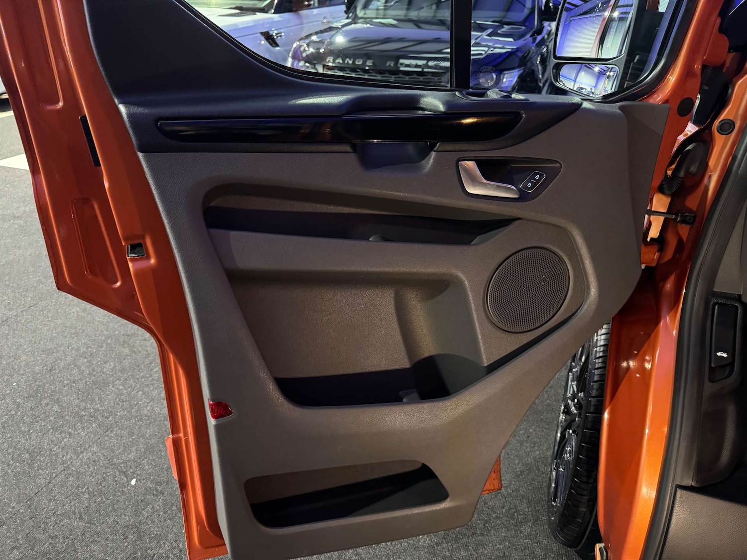 Used Ford Transit Custom 2020 for sale - 76934872: Photo 35