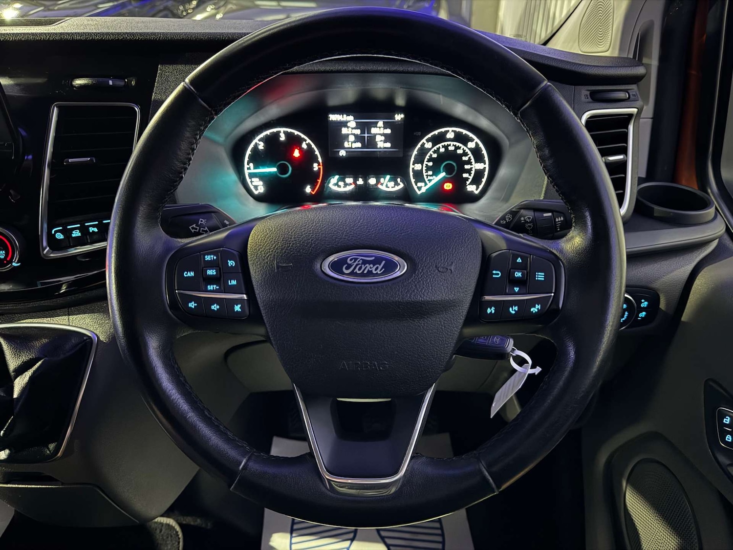 Used Ford Transit Custom 2020 for sale - 76934872: Photo 64