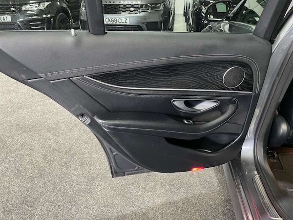 Used Mercedes-Benz E Class 2018 for sale - 76278617: Photo 27