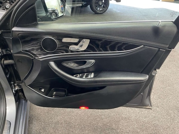 Used Mercedes-Benz E Class 2018 for sale - 76278617: Photo 32