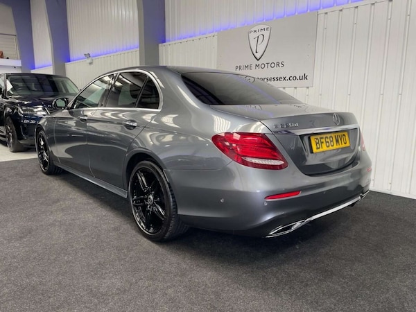 Used Mercedes-Benz E Class 2018 for sale - 76278617: Photo 9