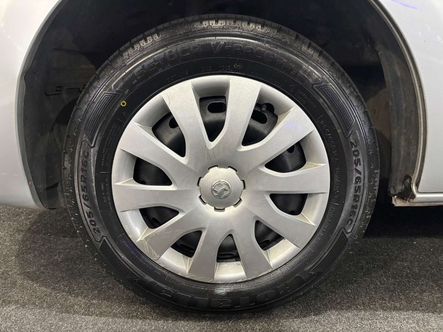 Vehicle 21