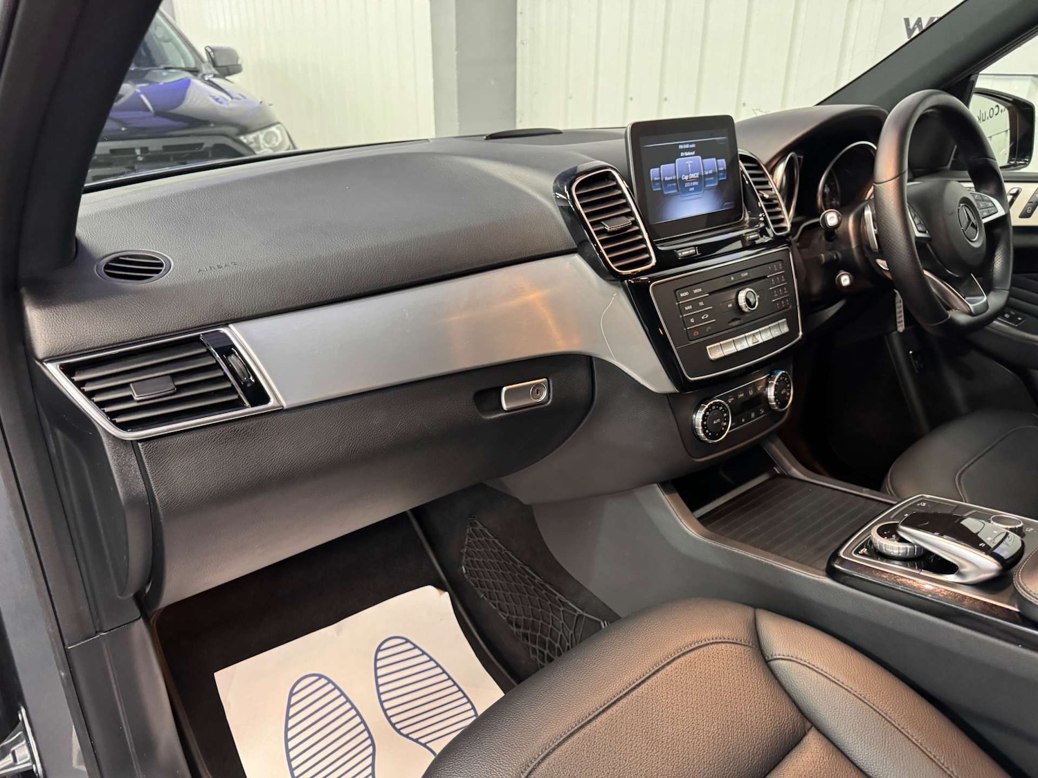 Used Mercedes-Benz GLE 2018 for sale - 77632187: Photo 32