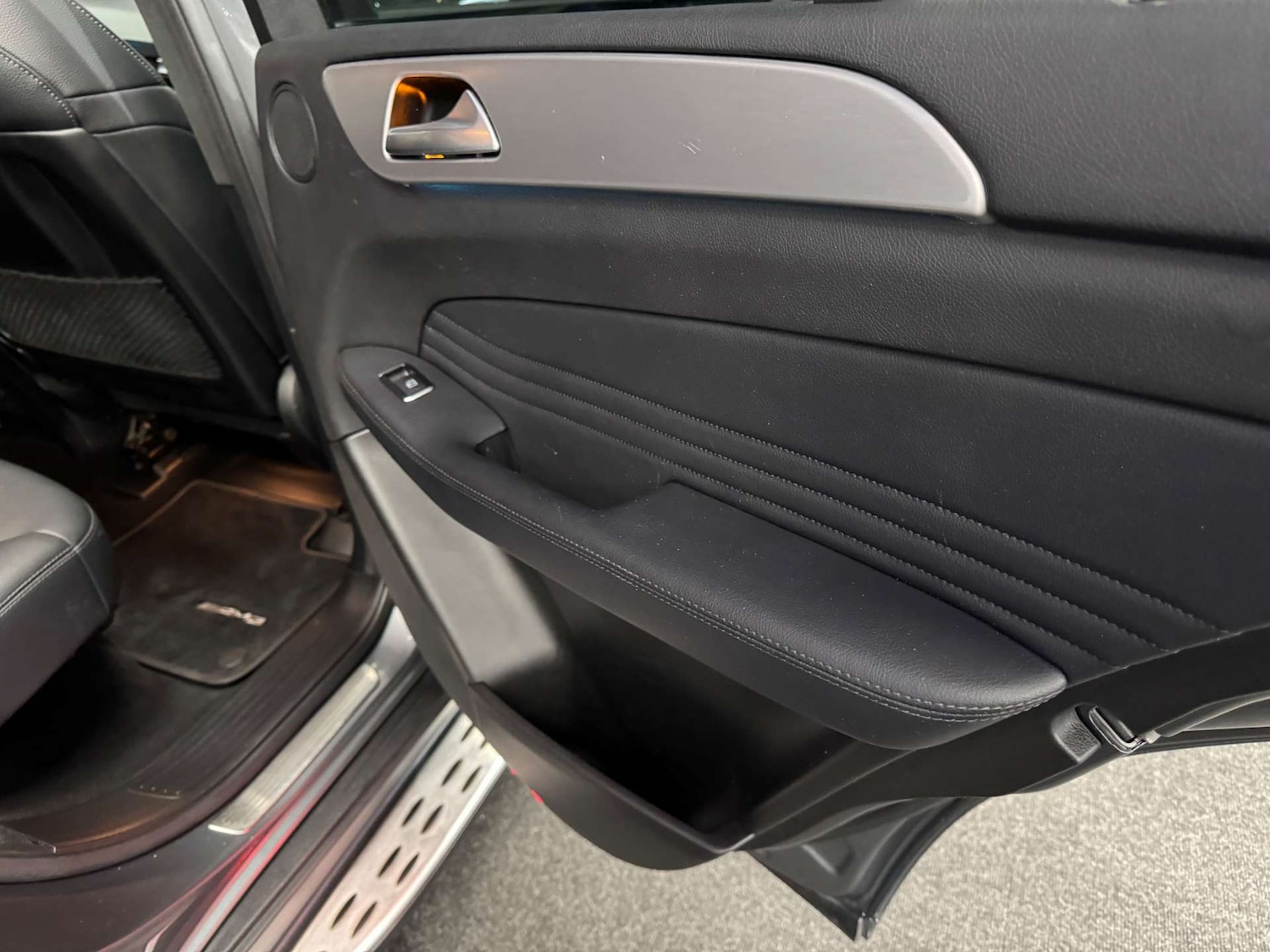 Used Mercedes-Benz GLE 2018 for sale - 77632187: Photo 48