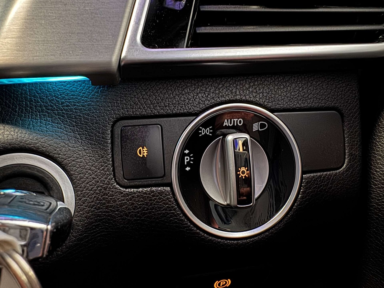 Used Mercedes-Benz GLE 2018 for sale - 77632187: Photo 75