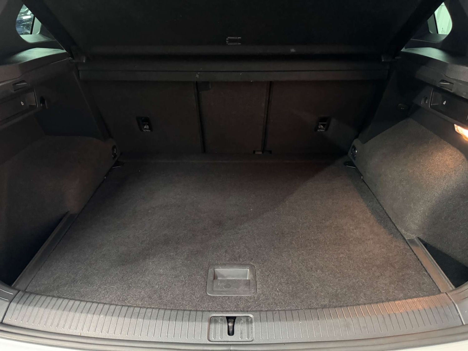 Used Volkswagen Tiguan 2018 for sale - 77778136: Photo 18