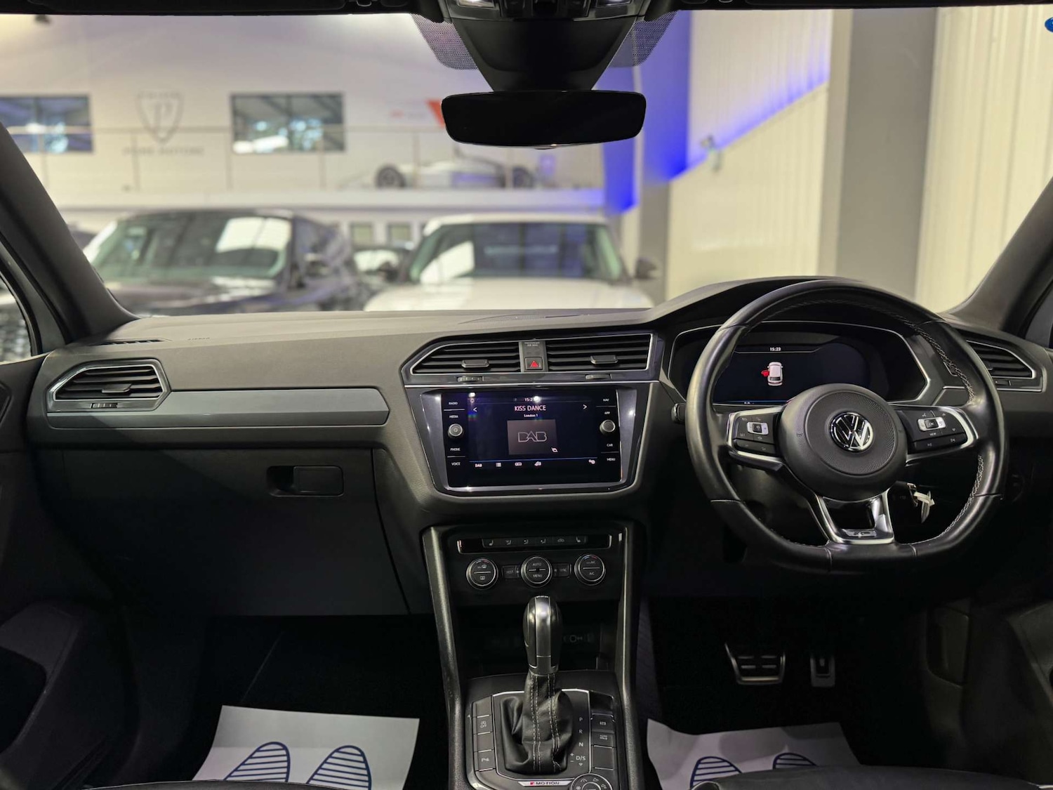 Used Volkswagen Tiguan 2018 for sale - 77778136: Photo 36