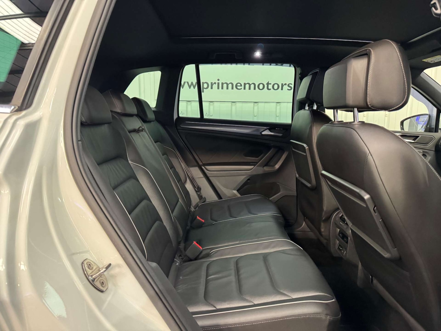 Used Volkswagen Tiguan 2018 for sale - 77778136: Photo 44