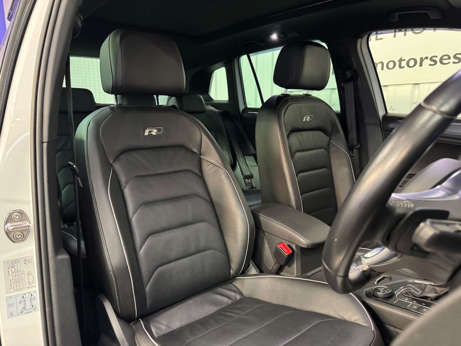 Used Volkswagen Tiguan 2018 for sale - 77778136: Photo 47