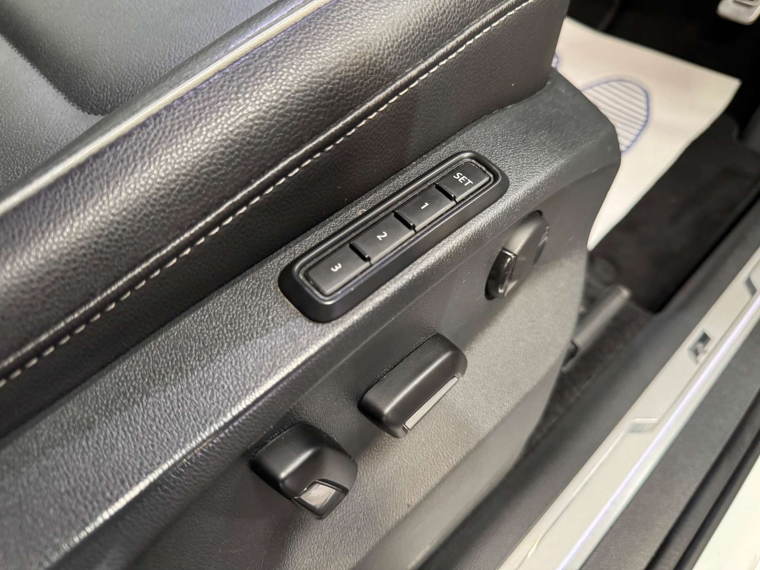 Used Volkswagen Tiguan 2018 for sale - 77778136: Photo 50