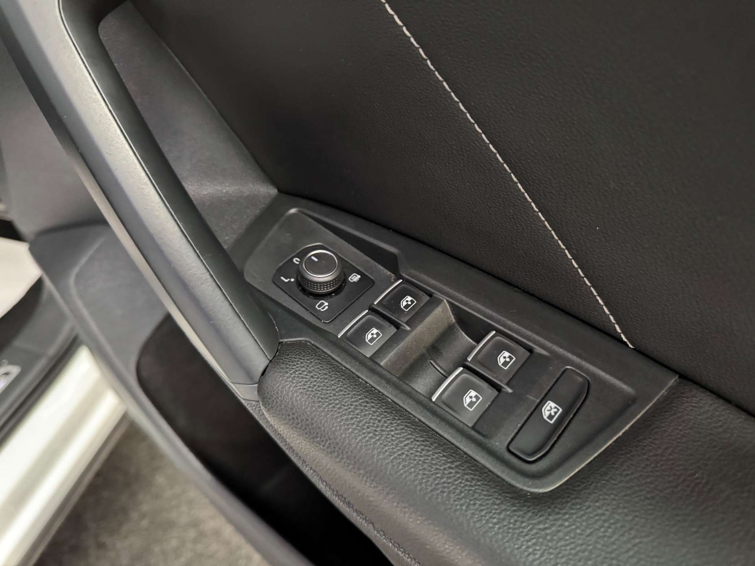 Used Volkswagen Tiguan 2018 for sale - 77778136: Photo 51