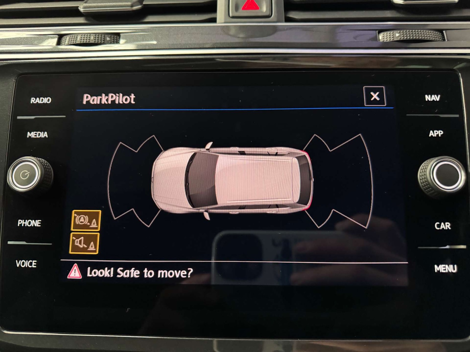 Used Volkswagen Tiguan 2018 for sale - 77778136: Photo 64