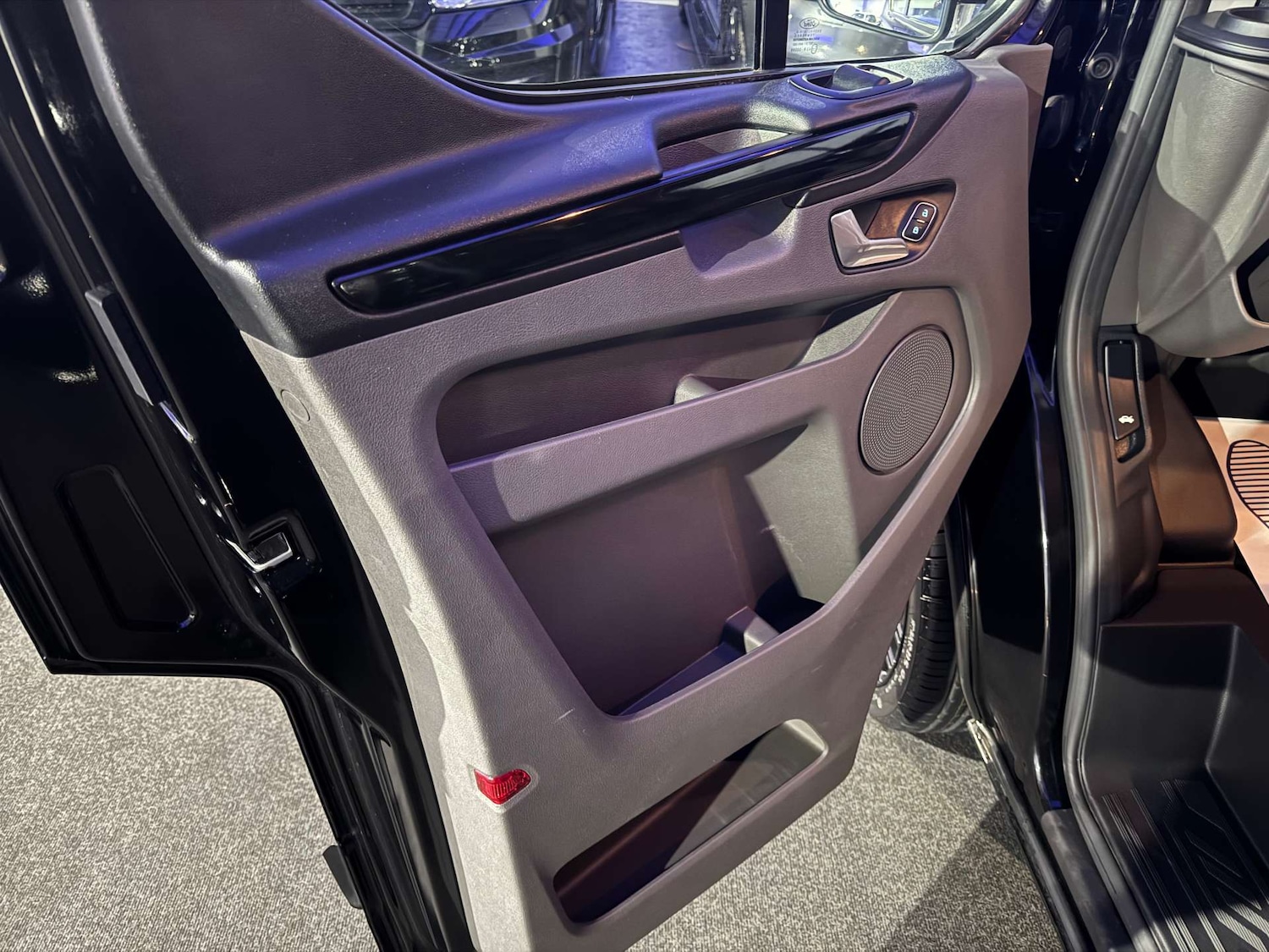 Used Ford Transit Custom 2021 for sale - 77148613: Photo 37