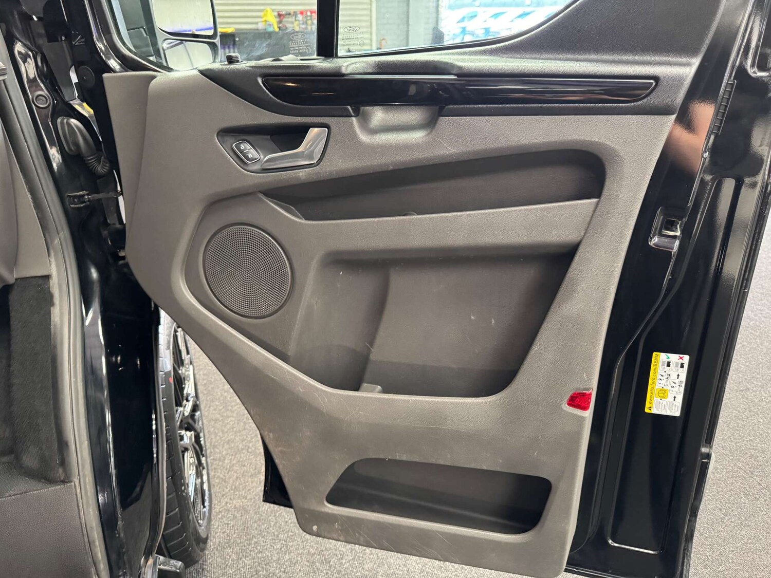 Used Ford Transit Custom 2018 for sale - 77782088: Photo 46