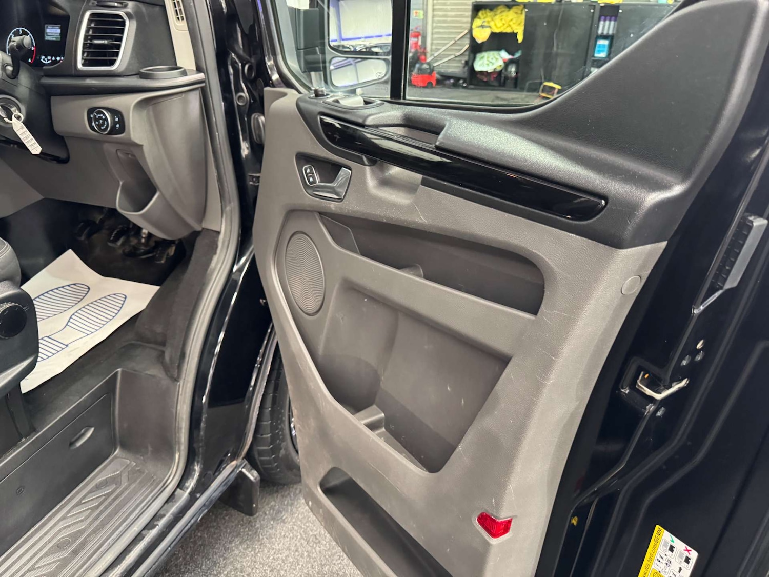 Used Ford Transit Custom 2018 for sale - 77782088: Photo 47