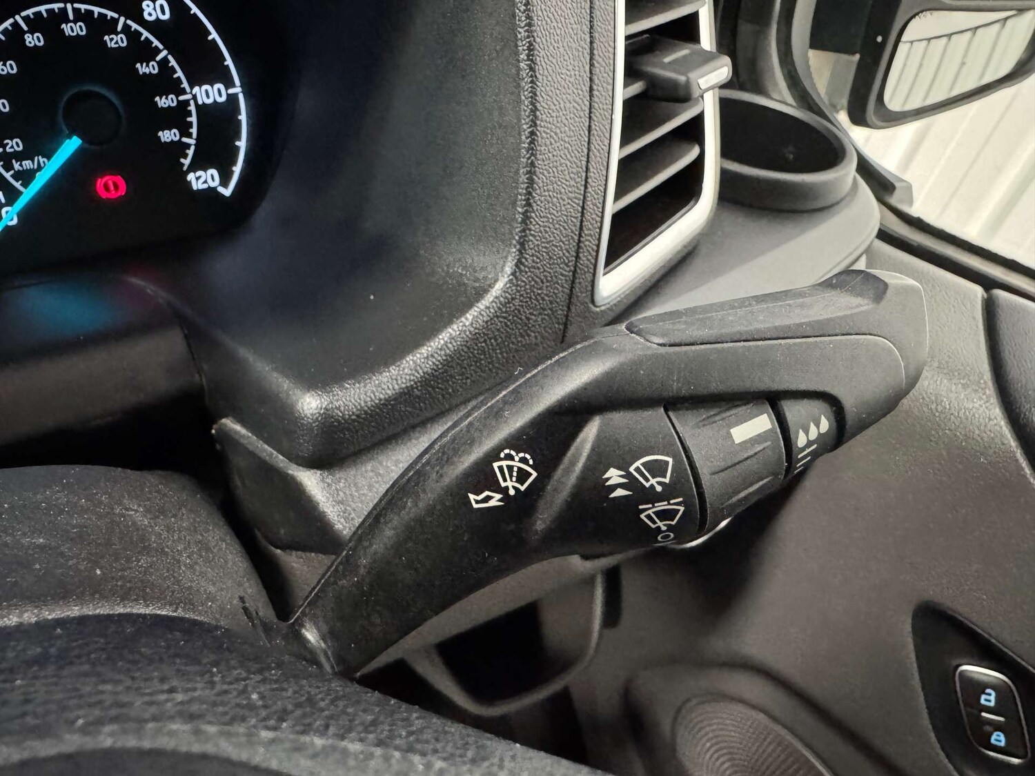 Used Ford Transit Custom 2018 for sale - 77782088: Photo 64