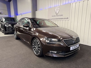 Used Skoda Superb 2016 for sale - 79272101: Photo